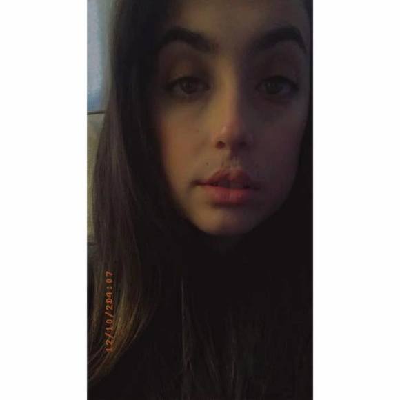 ellyyyy22